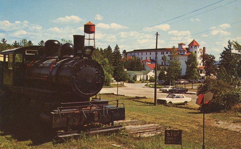 Harbour Inn (Harbor Inn, Ramona Park Hotel) - Vintage Postcard (newer photo)